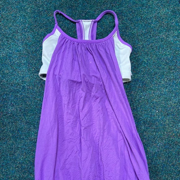 Lululemon workout top - Picture 1 of 2